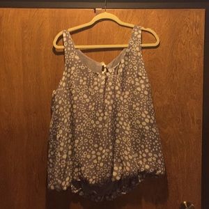 Sleeveless blouse